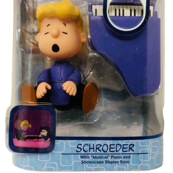 Collectible Vintage Peanuts A Charlie Brown Christmas, Schroeder Figurine - Picture 3 of 5